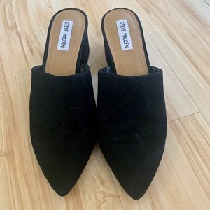 Final Price * Steve Madden Suede Mules